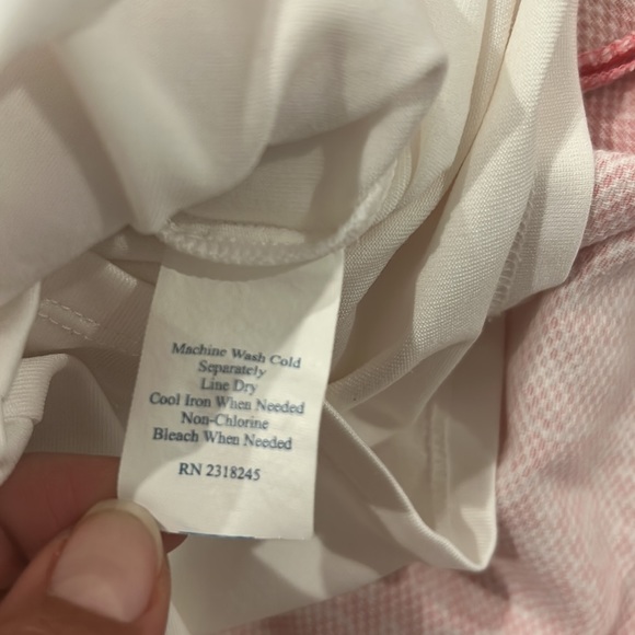 Vineyard Vines Skort, Size 2 - Picture 7 of 7